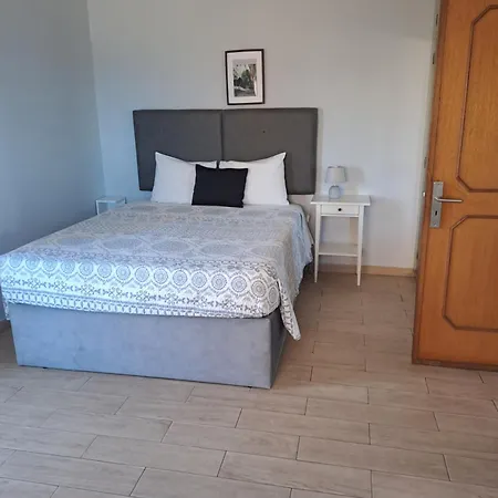 Quarto em Acomodações Particulares Caravela