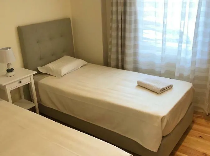 Caravela Rum i privatbostad Perafita